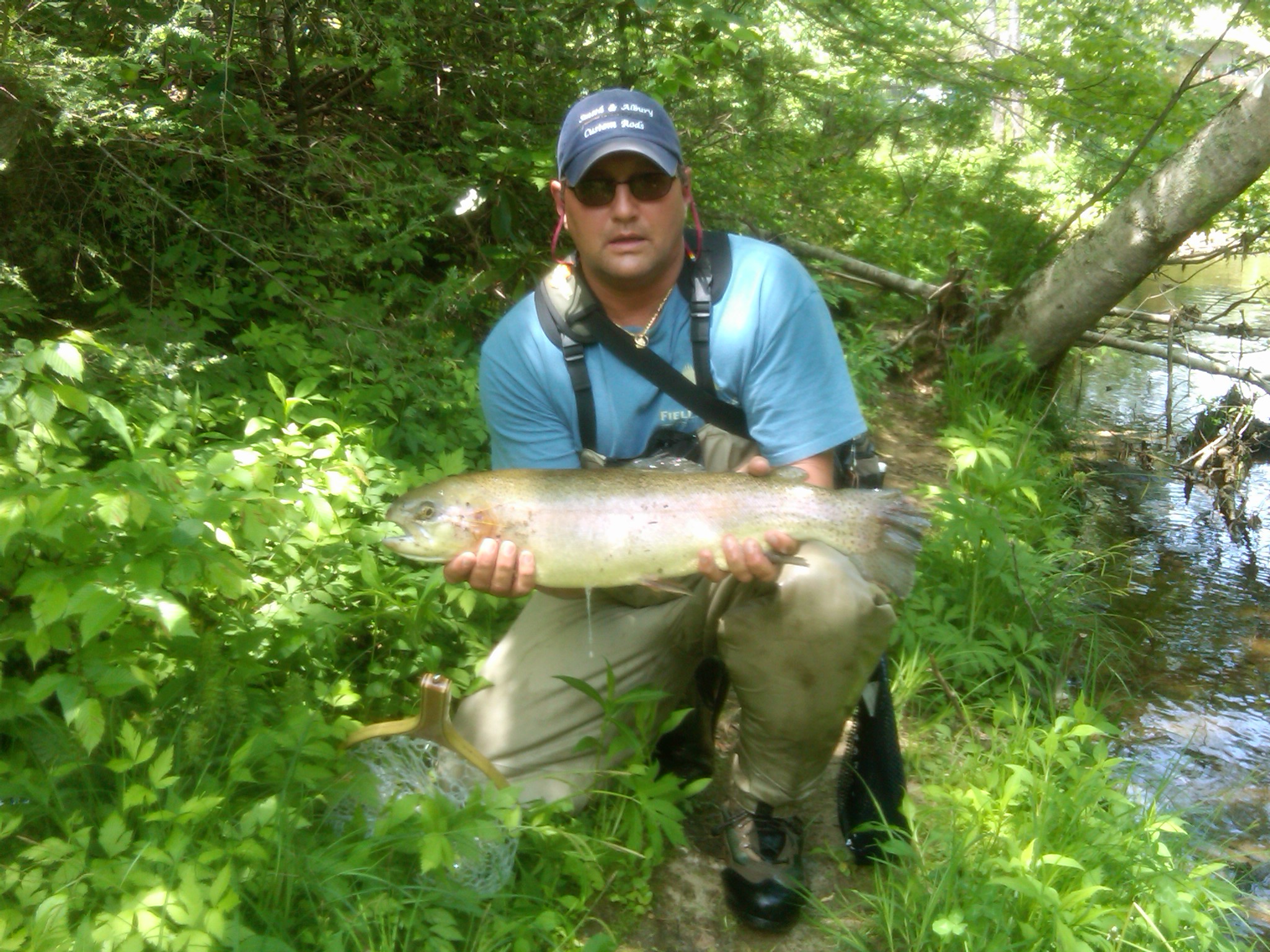 Steve Ralls with a 26" 8lb Rainbow Trout on a 3wt fly rod by Smith & Albury